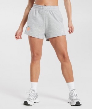 Short Gymshark Strong Peach Shorts Gris Claro | SYCFG9846