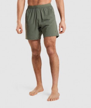 Short Gymshark Studio Shorts Verde Oliva | TNRIU5694