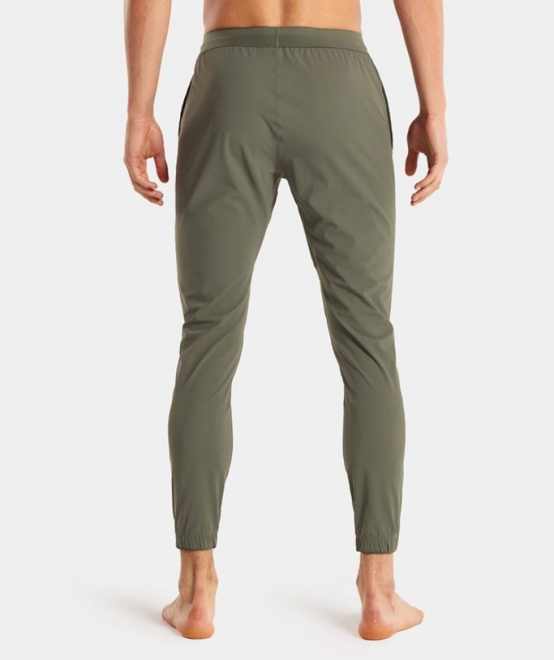 Pantalones Gymshark Studio Joggers Verde | GBJIA5382